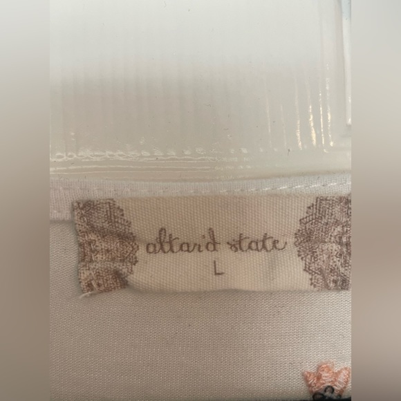 Alter’d State top - Picture 2 of 3